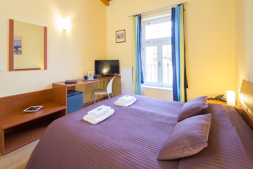 City Lounge Hotel Prague Room photo