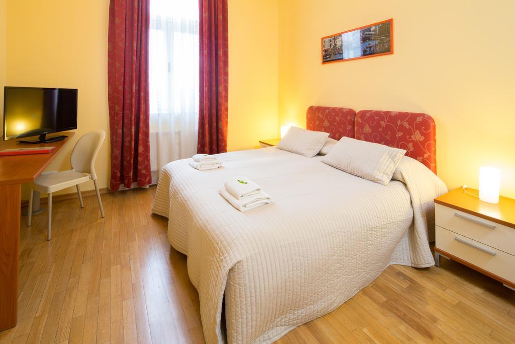 City Lounge Hotel Prague Room photo