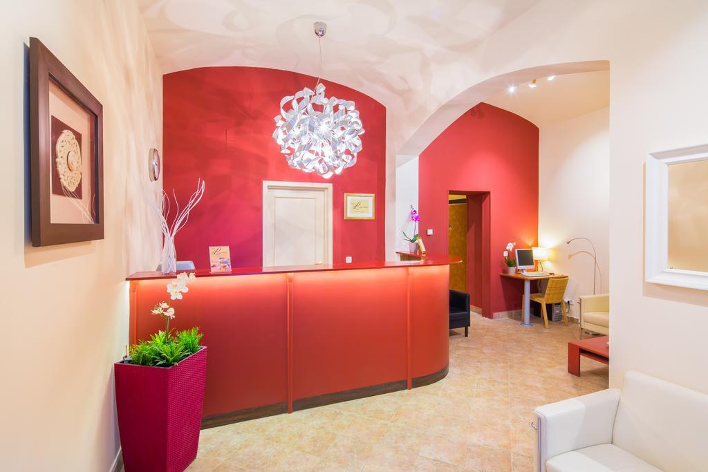 City Lounge Hotel Prague Exterior photo